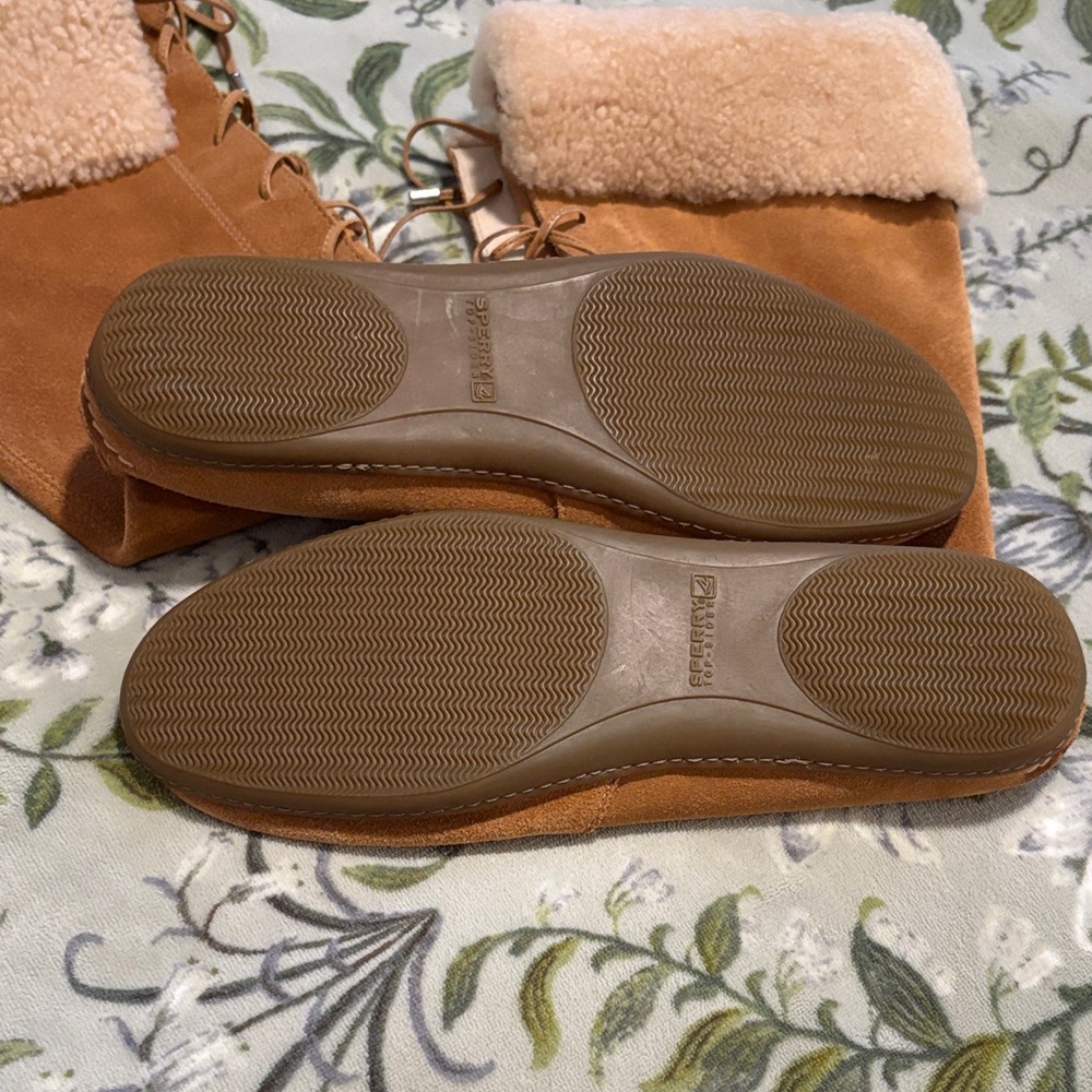 Sperry Tan Shearling-Lined Winter Lace Up Boots - Picture 2 of 9